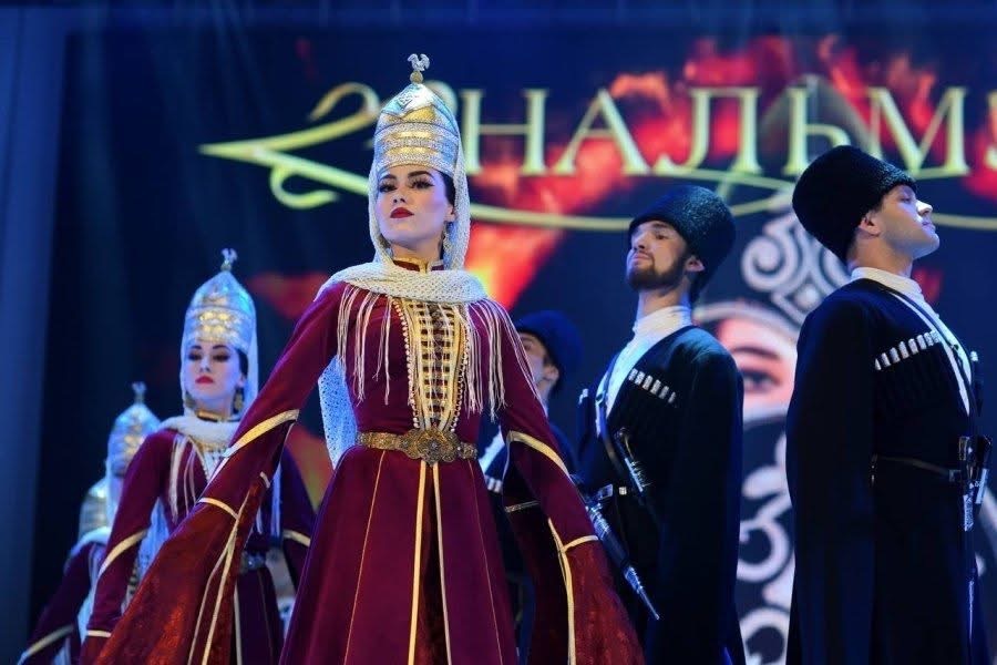 Nalmes Turneye Çıkıyor