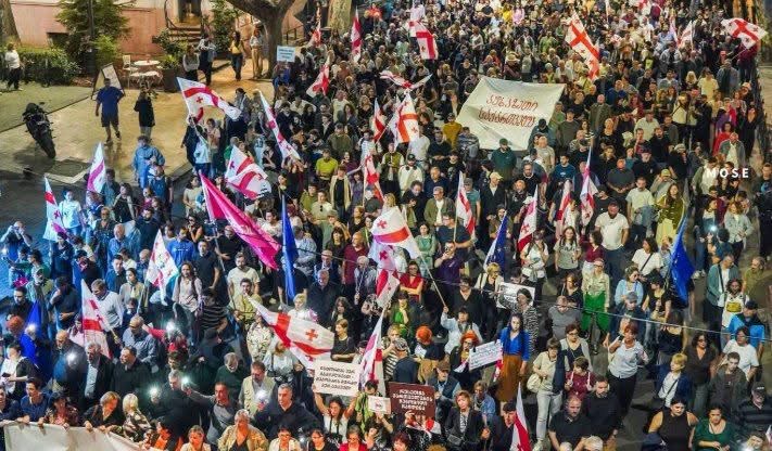 Tiflis'te, 'Abhazya Gürcistan'dır, Kahramanlara Saygı' Yürüyüşü Düzenlendi